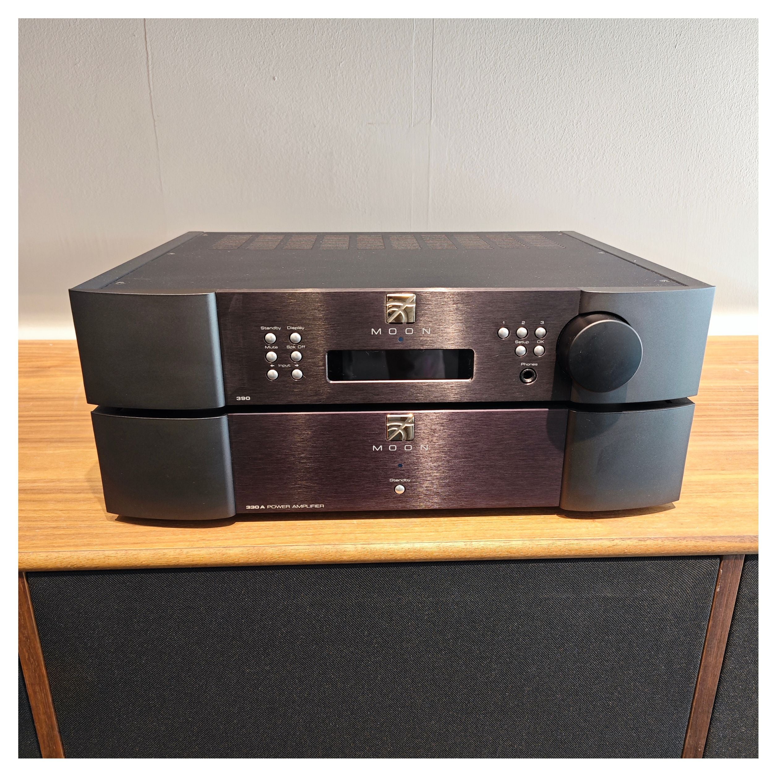 Simaudio Moon 390/330A